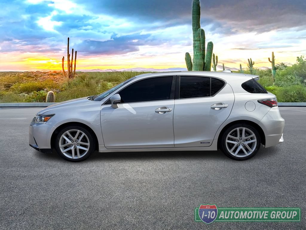 Used 2015 Lexus CT 200h w/ Navigation Package FWD image 6