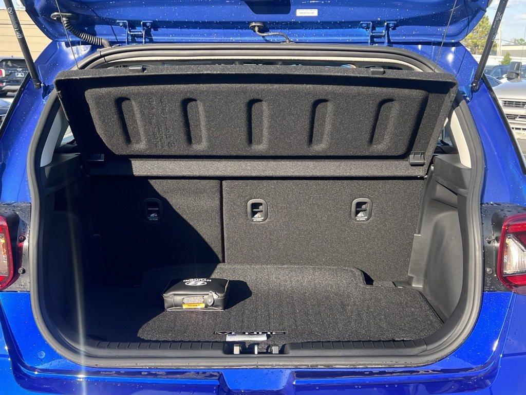 New 2025 Hyundai Venue Limited image 14