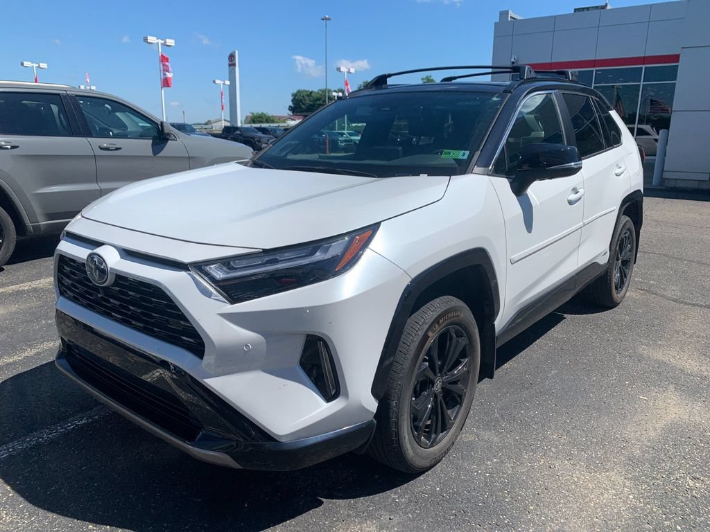 Used 2024 Toyota RAV4 XSE w/ Advanced Technology Package AWD/4WD image 6