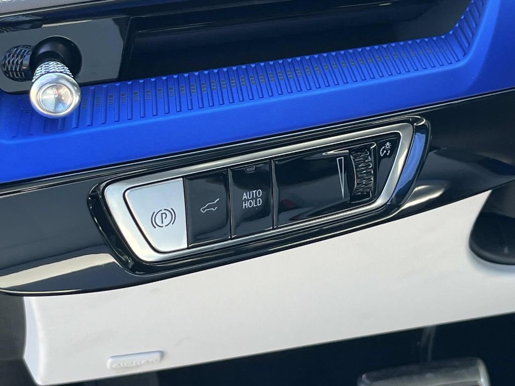 Used 2025 Cadillac Optiq Sport 1 image 24