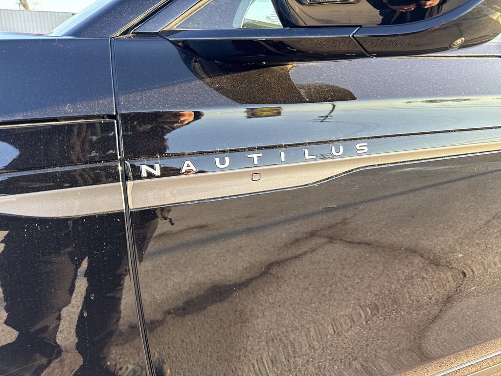 New 2026 Lincoln Nautilus Reserve image 28