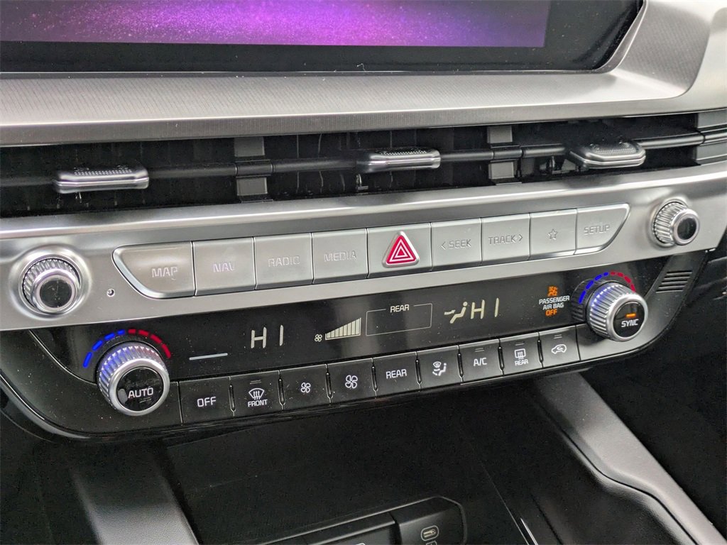 Used 2024 Kia Telluride LX image 24