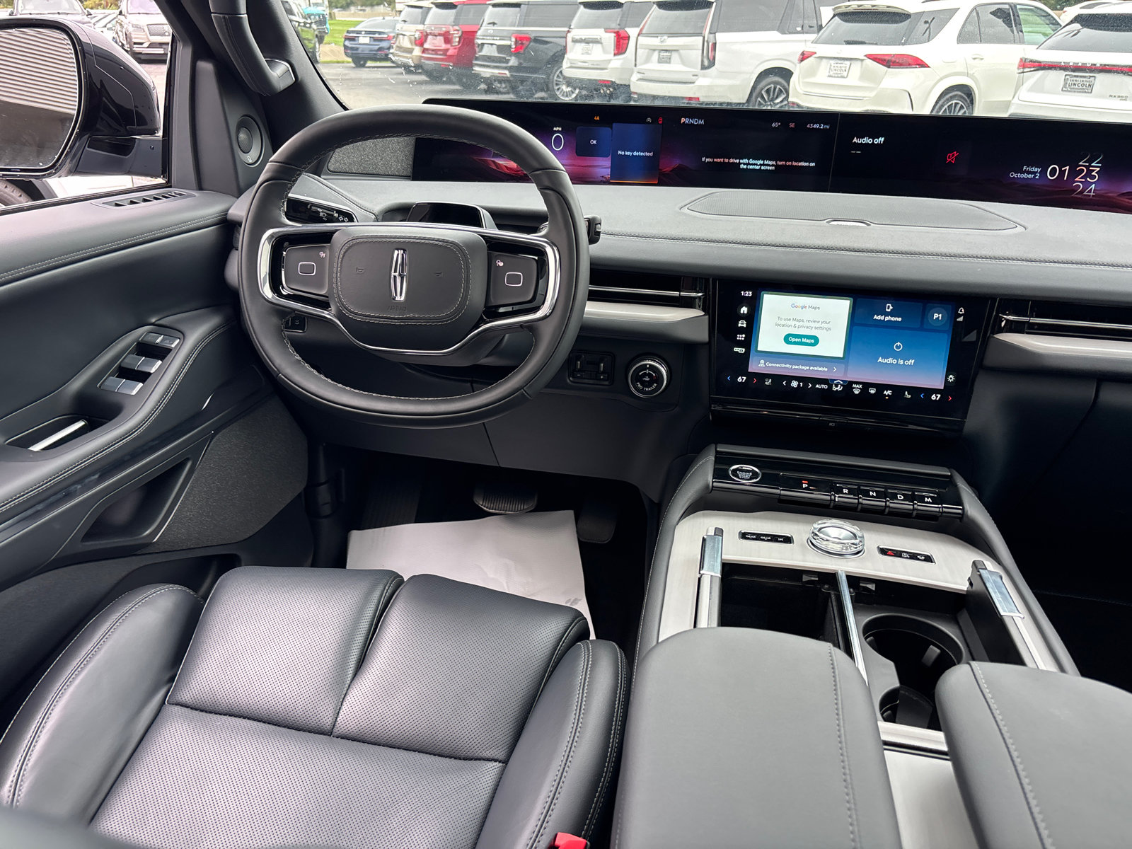 New 2026 Lincoln Navigator Reserve w/ Jet Appearance Package AWD/4WD image 28