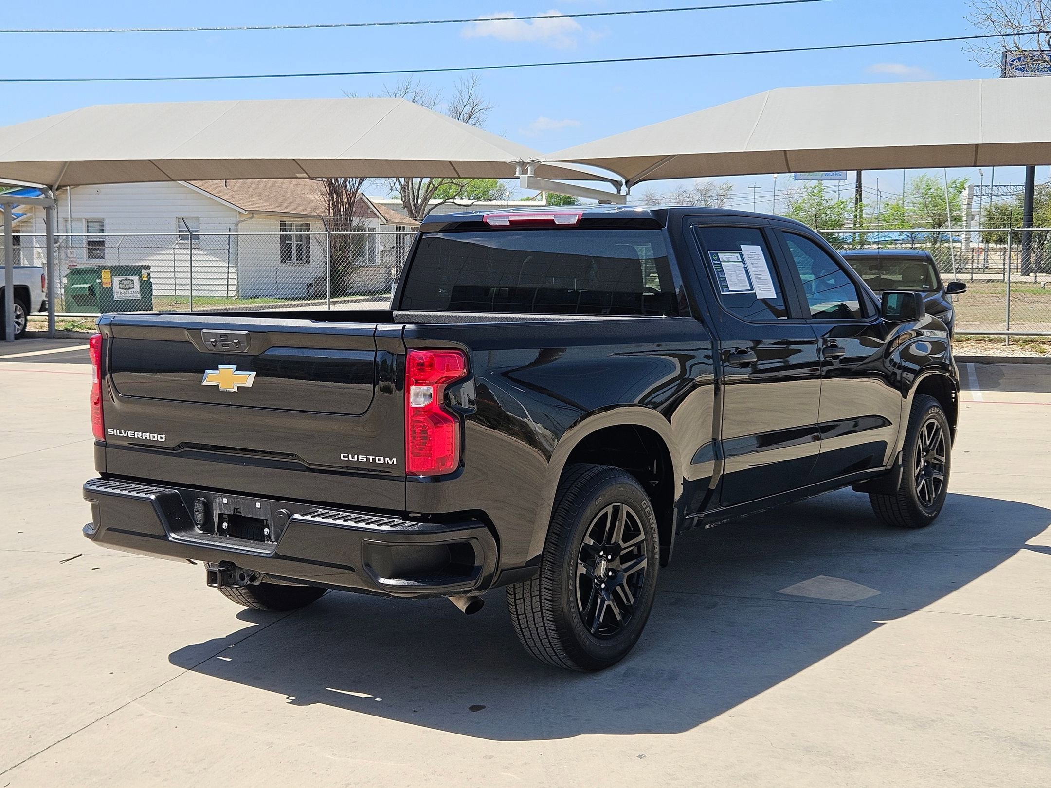 Certified 2022 Chevrolet Silverado 1500 Custom image 3