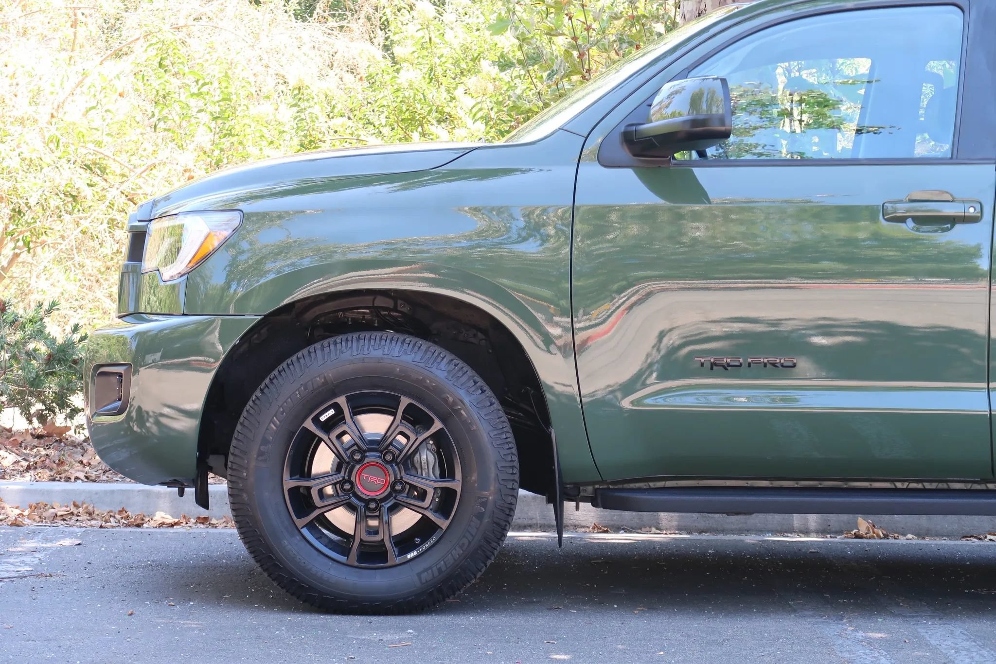 Used 2020 Toyota Sequoia TRD Pro AWD/4WD image 12
