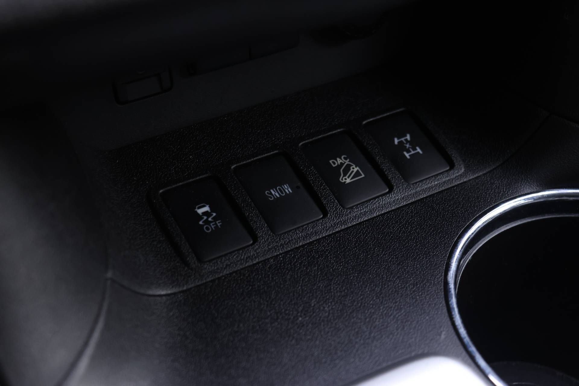 Used 2018 Toyota Highlander SE AWD/4WD image 9