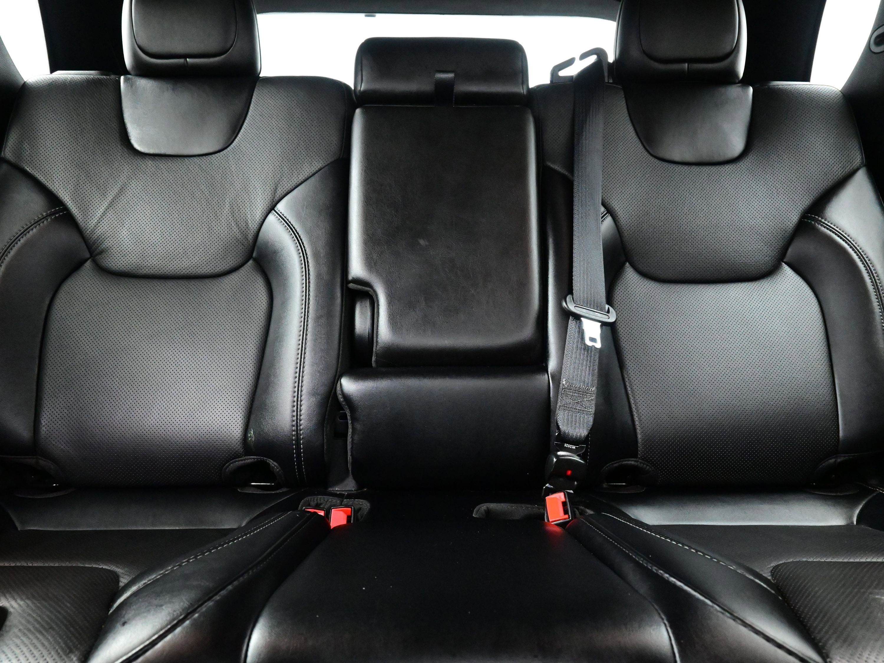 Used 2022 Jeep Cherokee Limited image 17