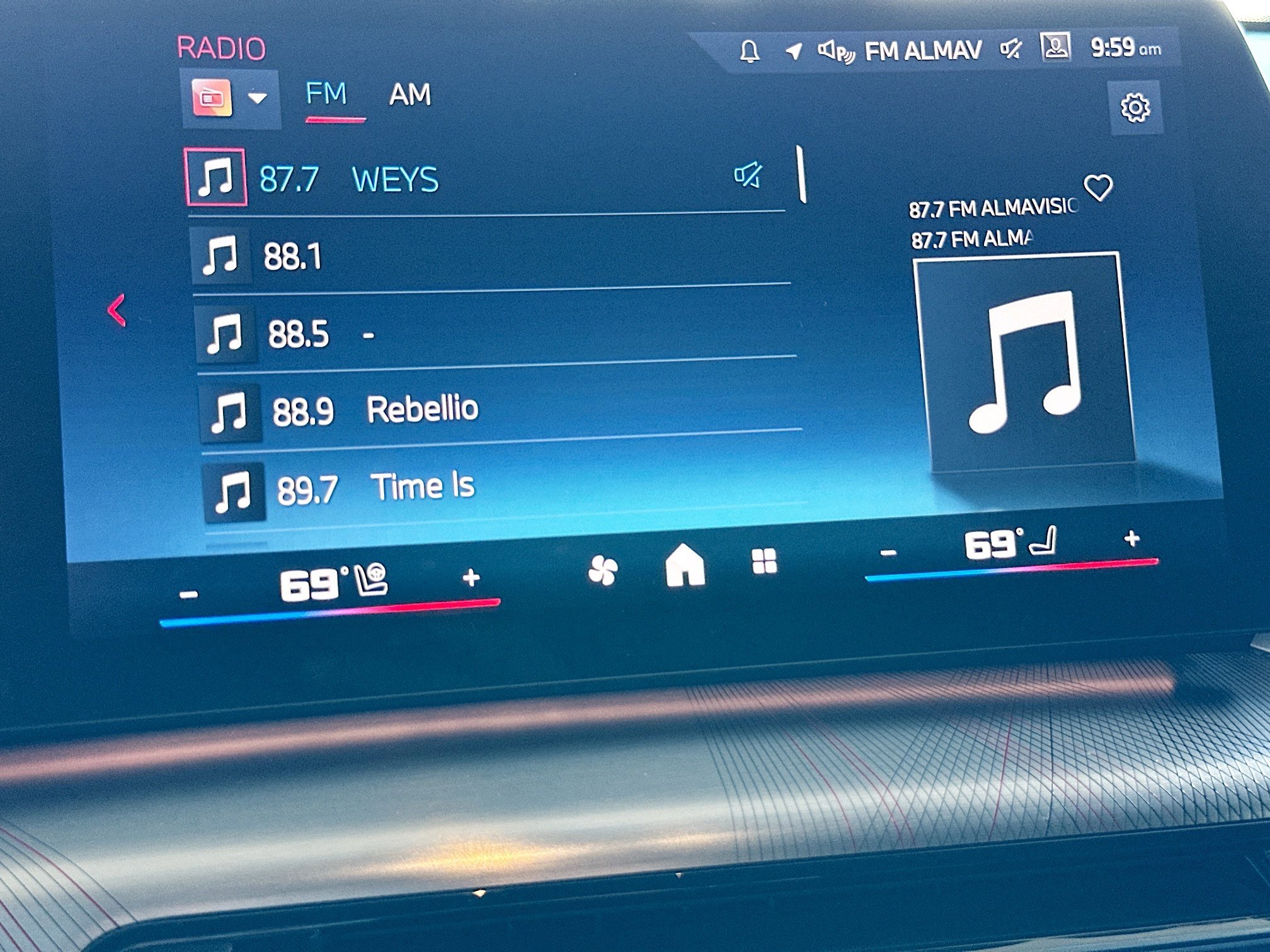 Used 2024 BMW X2 M35i image 14