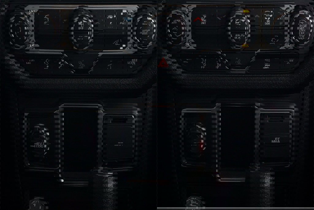 Used 2024 Jeep Gladiator Sport image 23