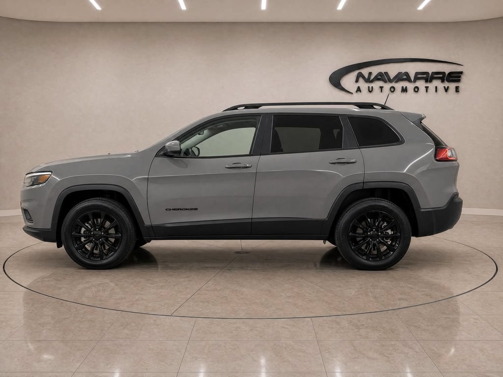 Used 2023 Jeep Cherokee Altitude Lux AWD/4WD image 4