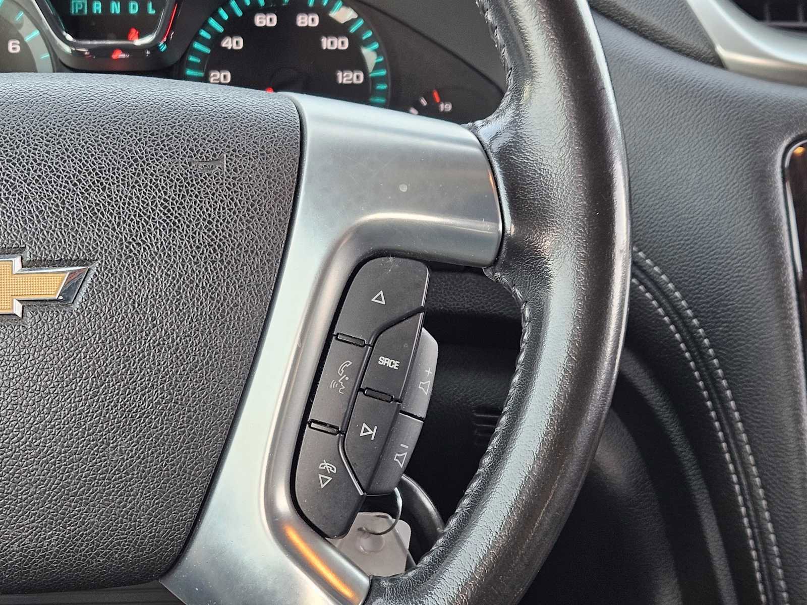 Used 2017 Chevrolet Traverse LT image 27