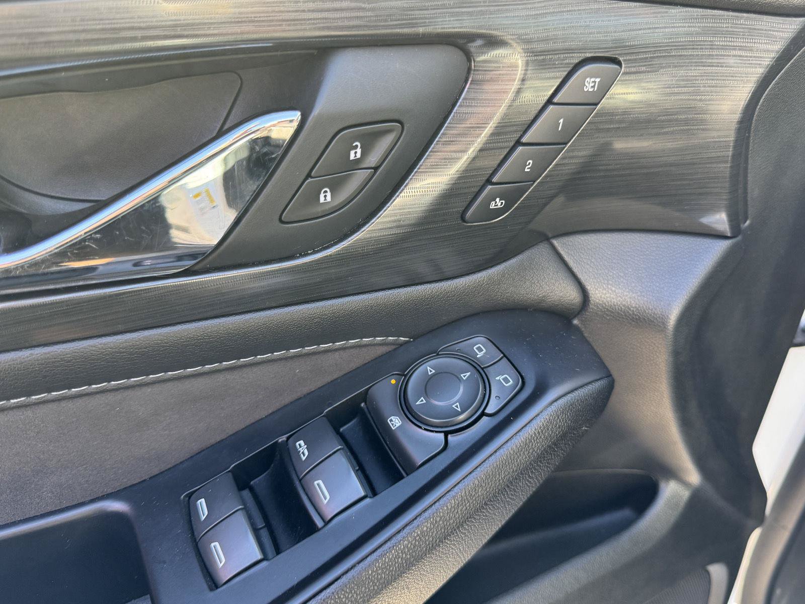 Used 2020 Chevrolet Traverse High Country AWD/4WD image 13