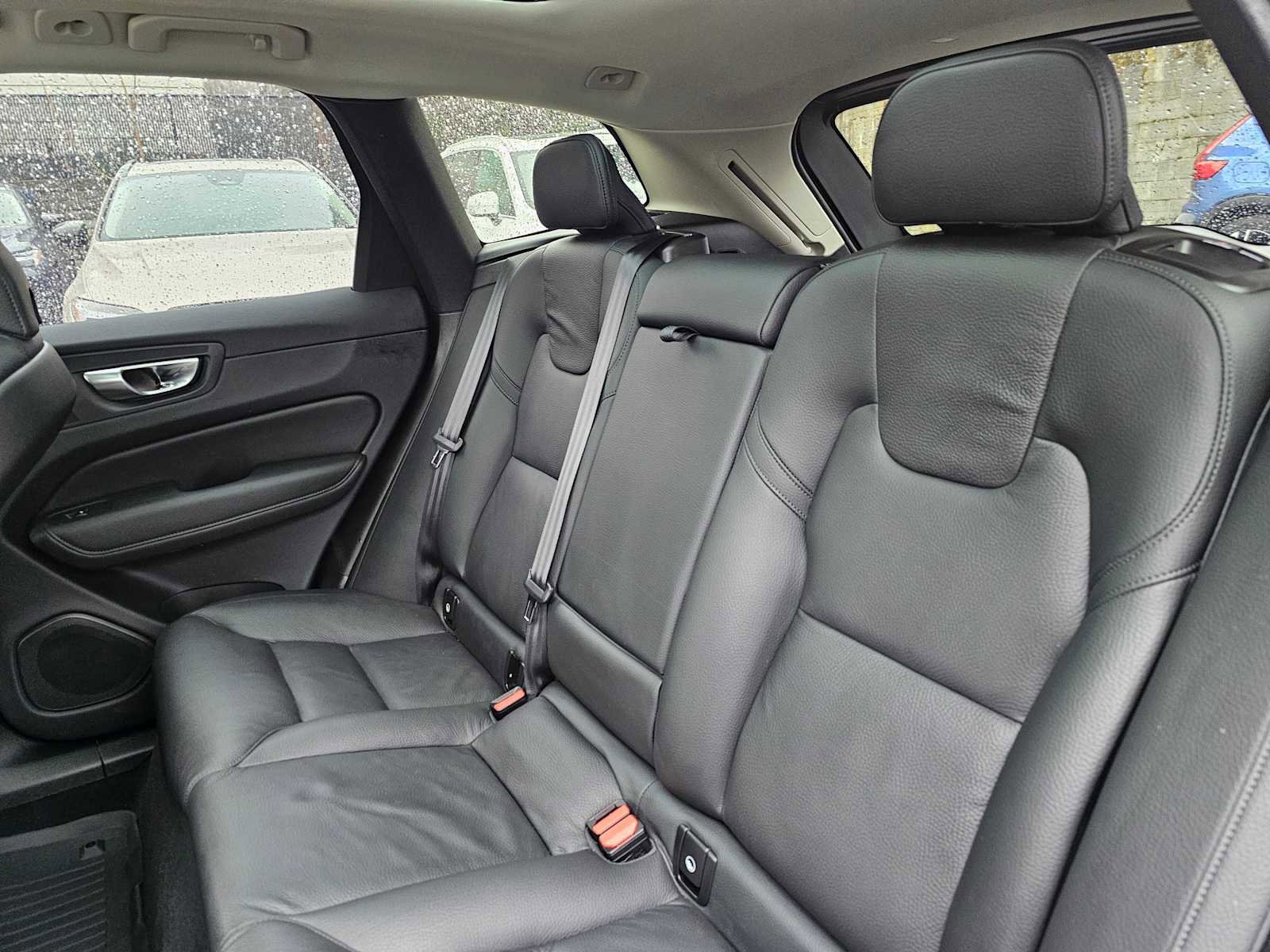 Used 2025 Volvo XC60 B5 Plus w/ Protection Package Premier image 20