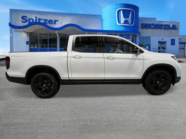 New 2026 Honda Ridgeline Black Edition image 2