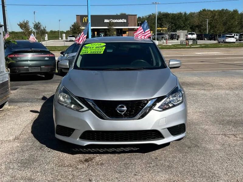 Used 2016 Nissan Sentra SV image 3