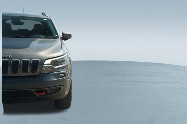 Used 2021 Jeep Cherokee Trailhawk image 39