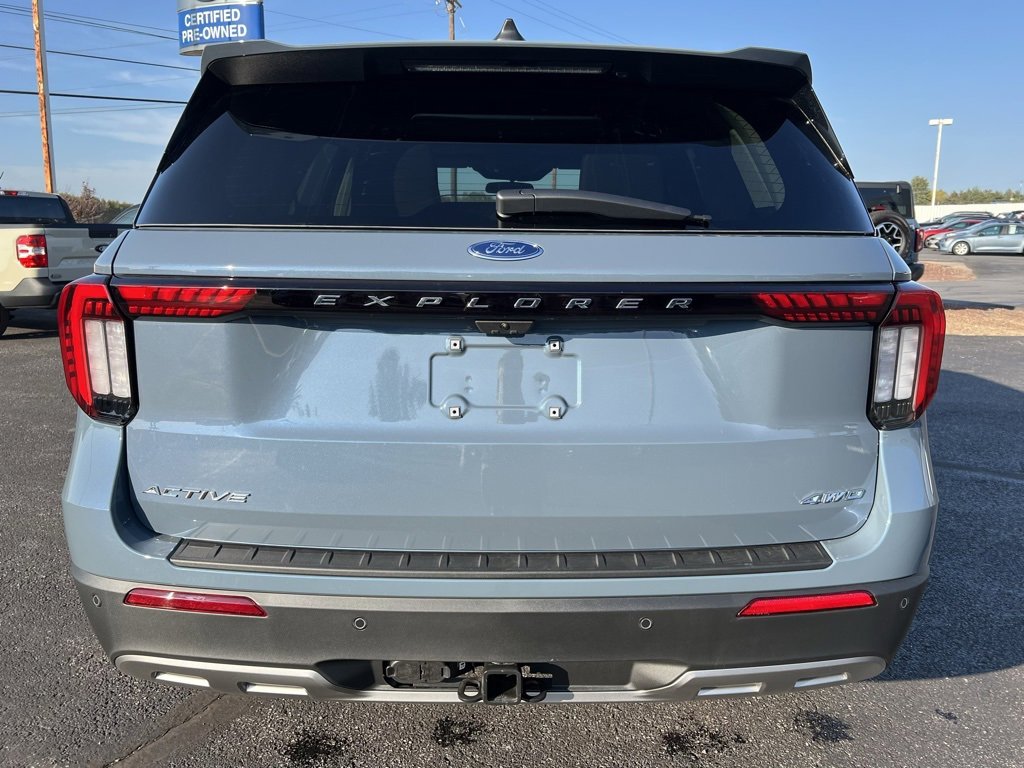 New 2025 Ford Explorer Active image 4
