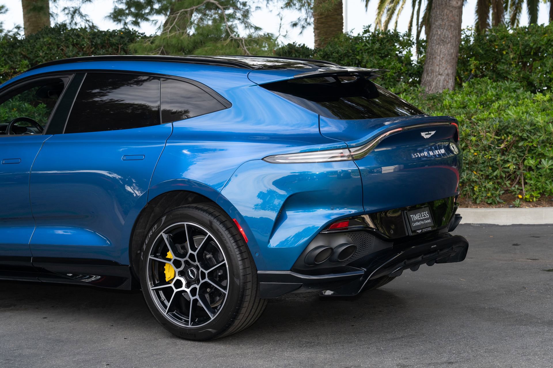 Used 2023 Aston Martin DBX 707 AWD/4WD image 10