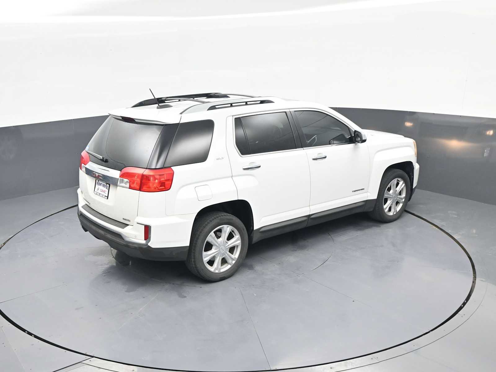 Used 2017 GMC Terrain SLT w/ Open Road Package AWD/4WD image 25