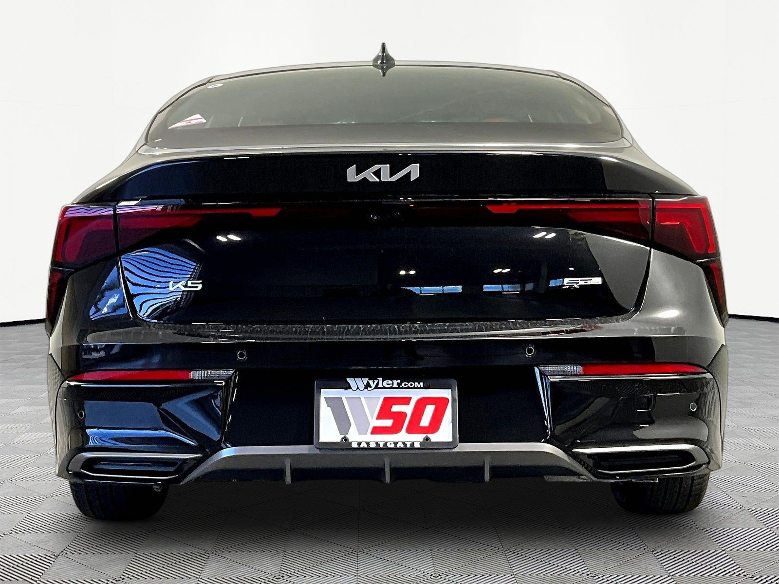 New 2026 Kia K5 GT-Line w/ GT-Line Premium Package FWD image 5