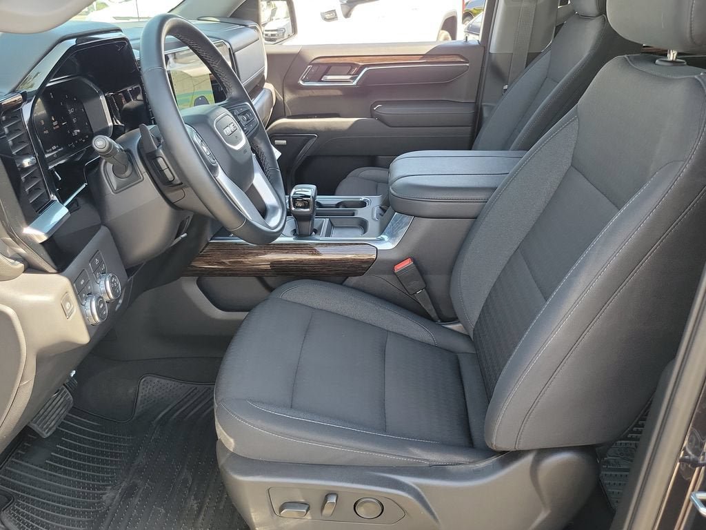 Used 2026 GMC Sierra 1500 Elevation w/ Preferred Package AWD/4WD image 17