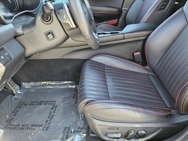 Used 2023 Genesis G70 3.3T w/ Sport Advanced Package image 15