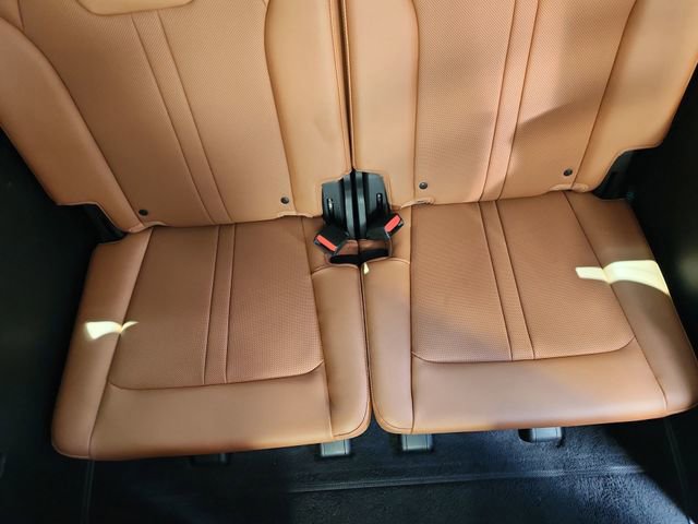 Used 2022 Kia Sorento SX Prestige w/ Rust Color Package image 36