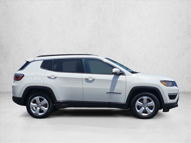 Used 2019 Jeep Compass Latitude w/ Popular Equipment Group FWD image 9