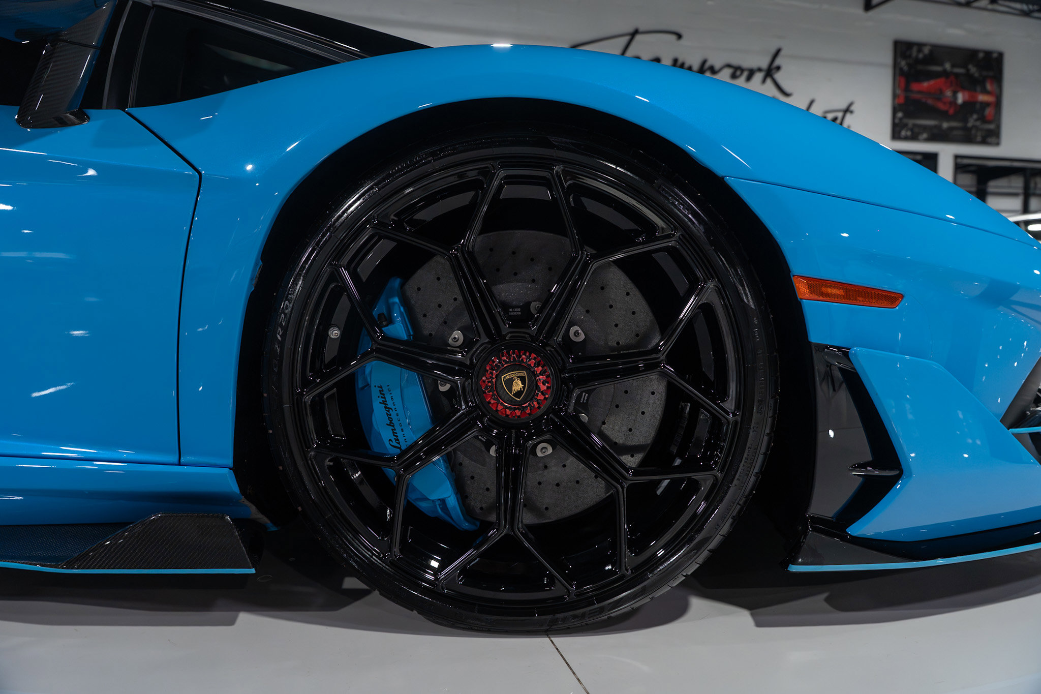 Used 2021 Lamborghini Aventador SVJ image 64