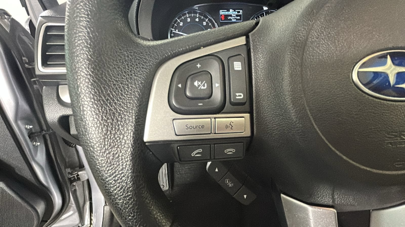 Used 2017 Subaru Forester 2.5i Premium AWD/4WD image 20