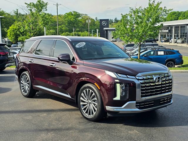 Used 2023 Hyundai Palisade Calligraphy FWD image 1