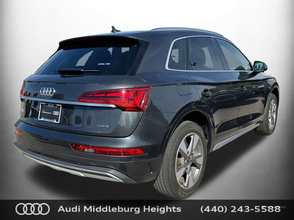 Used 2023 Audi Q5 2.0T Premium w/ Convenience Package AWD/4WD image 9
