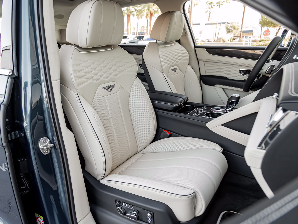 New 2027 Bentley Bentayga AWD/4WD image 39