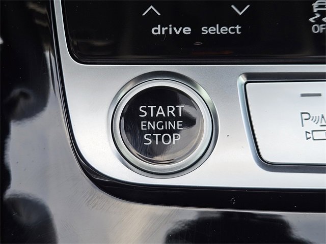 Used 2023 Audi Q7 3.0T Prestige image 21