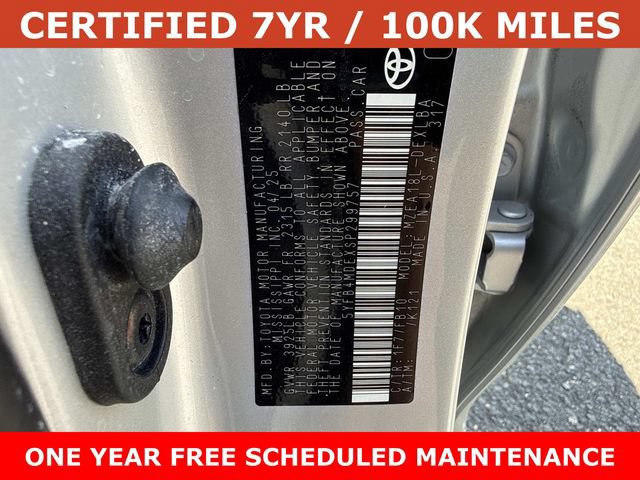 Used 2025 Toyota Corolla LE FWD image 28