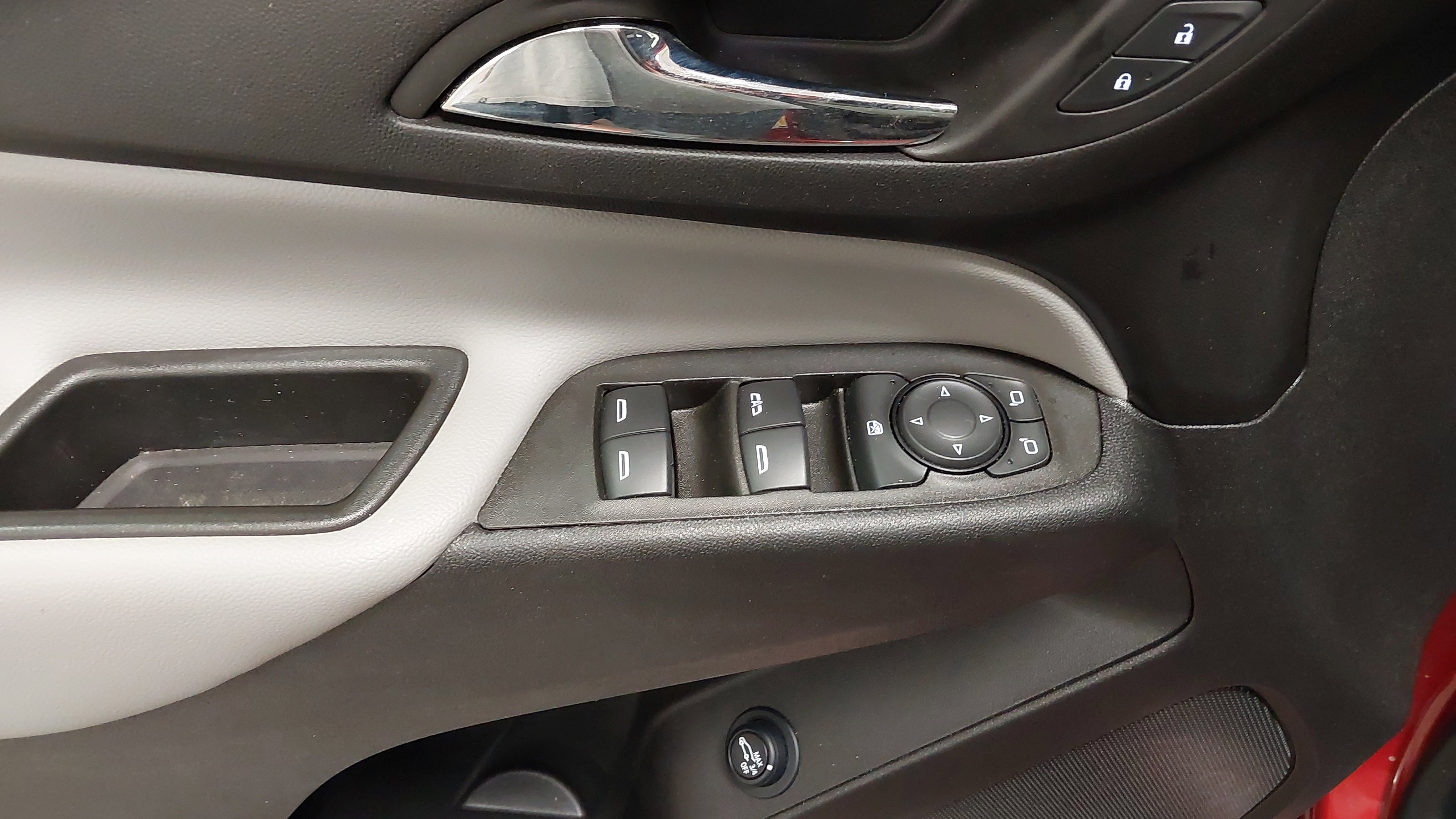 Used 2024 Chevrolet Equinox LT w/ LPO, Floor Liner Package image 25