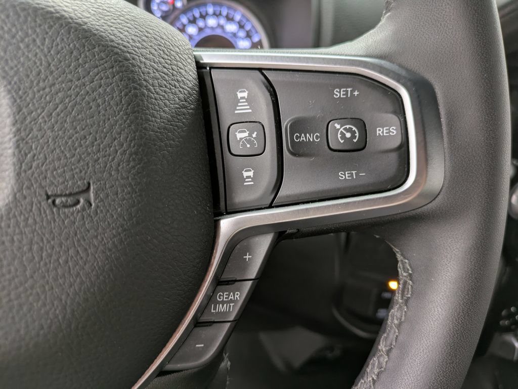 Used 2025 RAM 2500 Big Horn AWD/4WD image 18