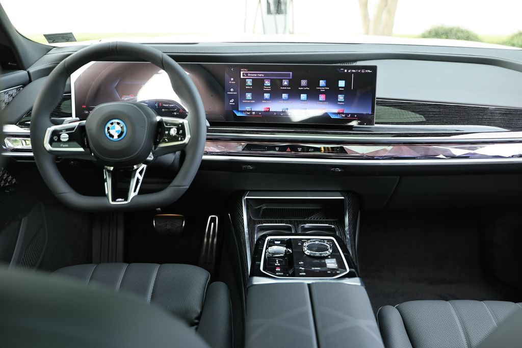 New 2026 BMW i7 xDrive60 AWD/4WD image 25