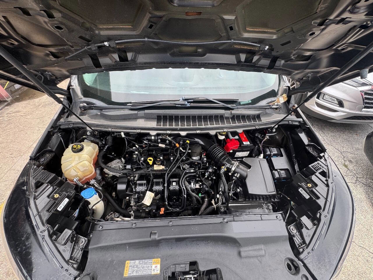 Used 2020 Ford Edge SEL image 11