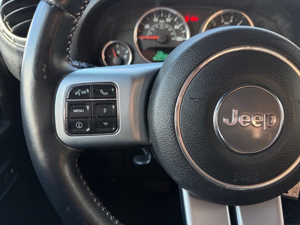 Used 2015 Jeep Wrangler Sport image 19