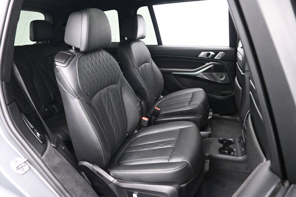Used 2023 BMW X7 M60i w/ Executive Package AWD/4WD image 23