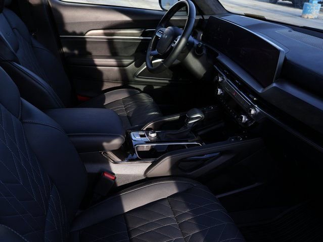 Used 2025 Kia Telluride SX Prestige X-Pro image 12