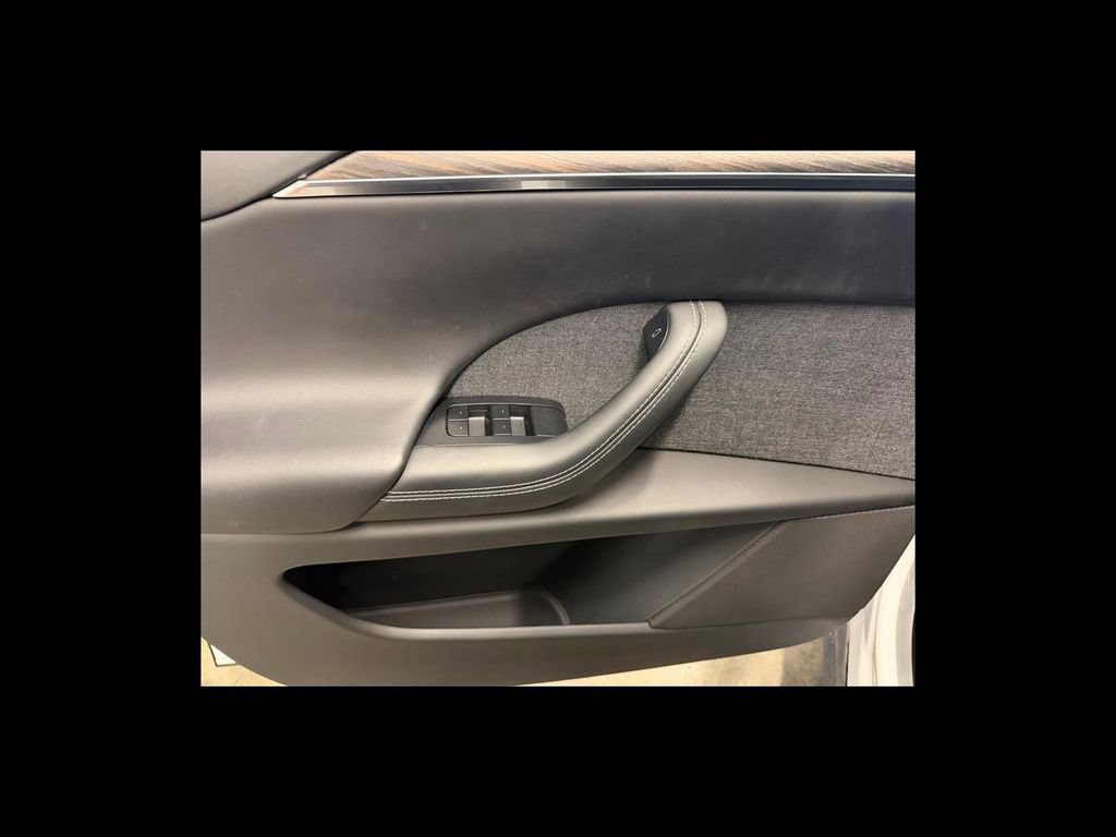 Used 2022 Tesla Model X AWD/4WD image 12