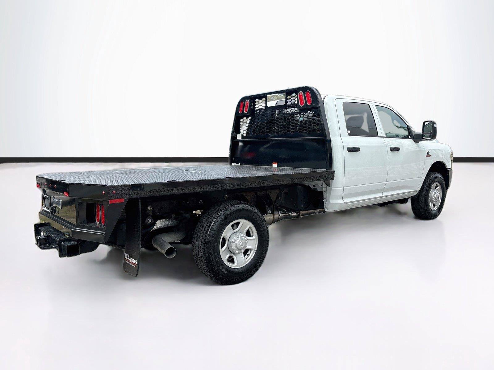 Used 2024 RAM 3500 Tradesman RWD image 7