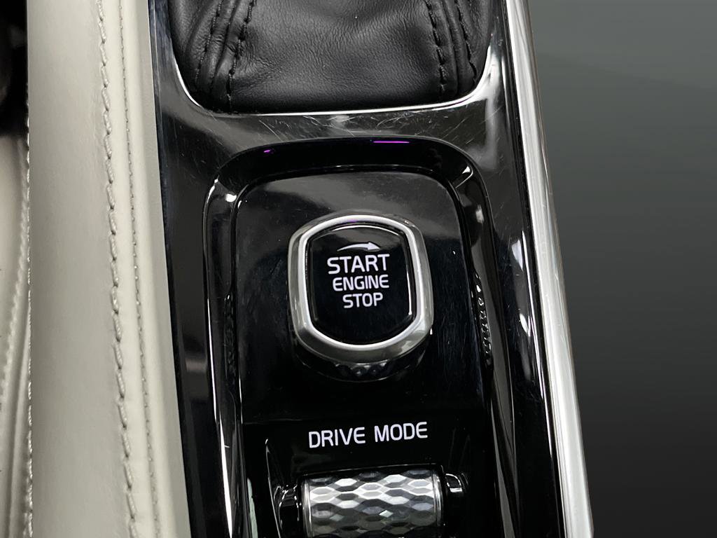 Used 2018 Volvo XC90 T6 Inscription w/ Convenience Package image 23