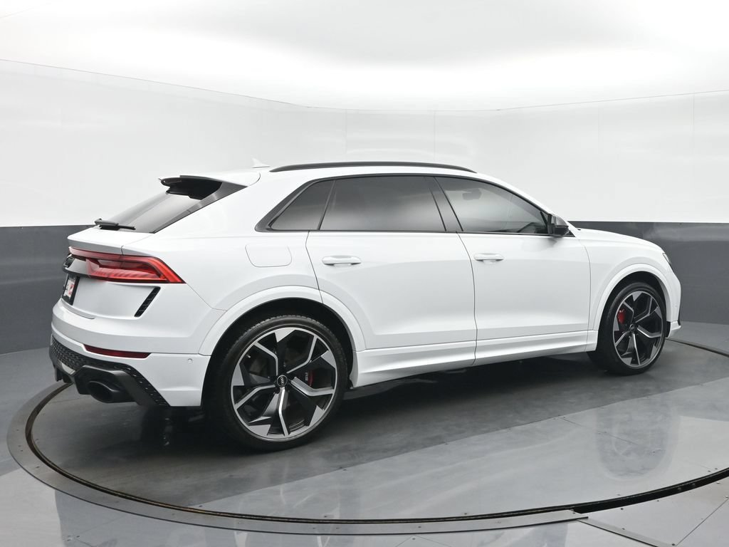 Used 2023 Audi RS Q8 AWD/4WD image 3