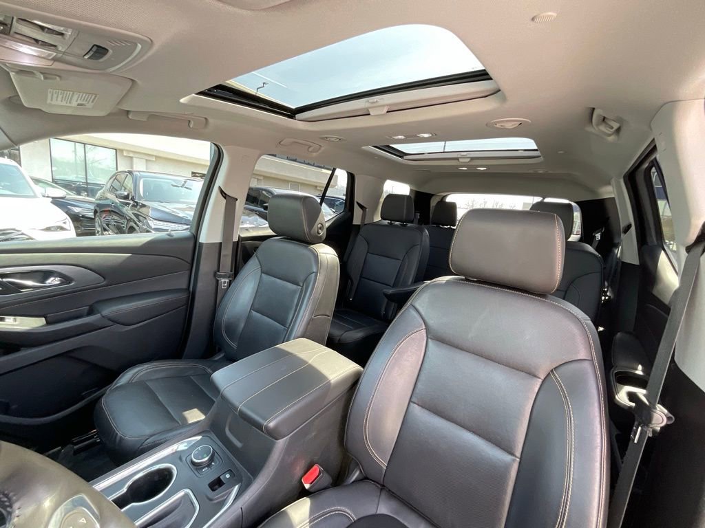 Used 2020 Chevrolet Traverse Premier w/ Redline Edition image 11