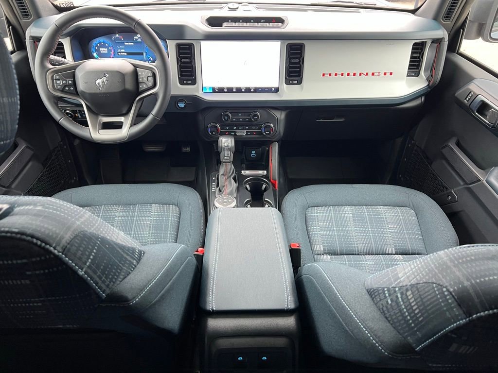 Used 2025 Ford Bronco Heritage Edition image 25