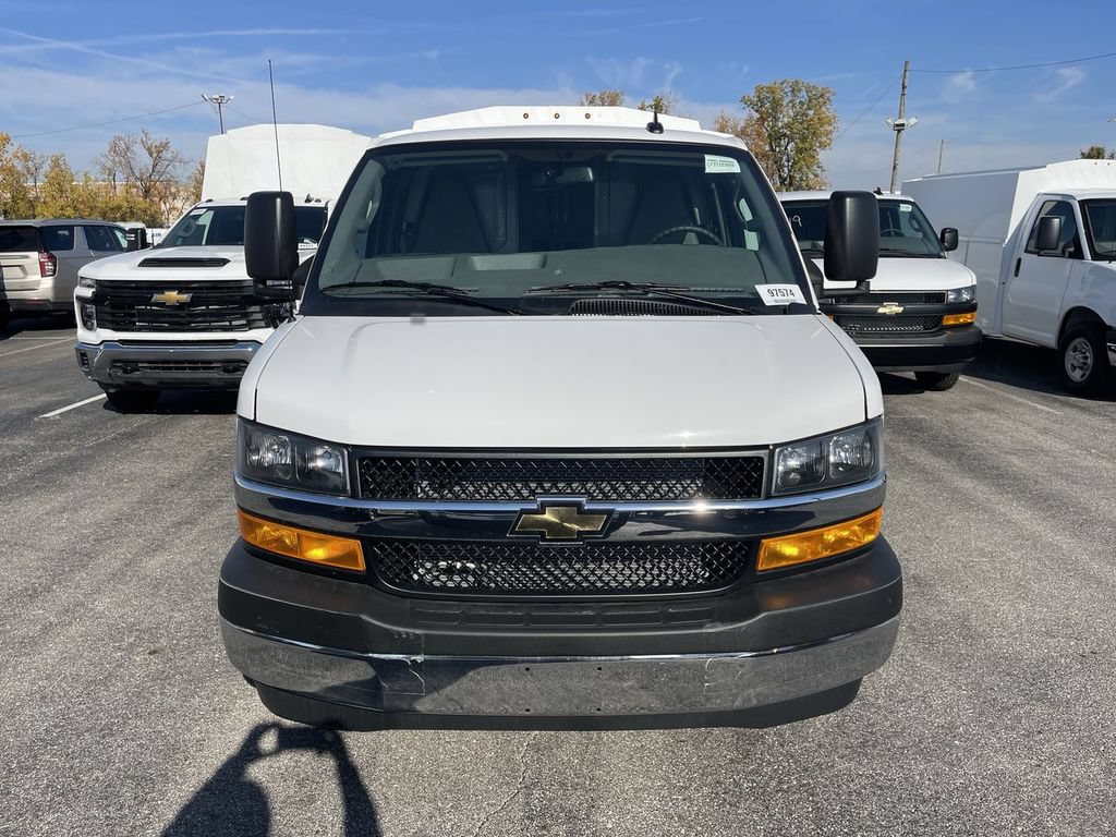 New 2025 Chevrolet Express 3500 w/ Power Convenience Package RWD image 4