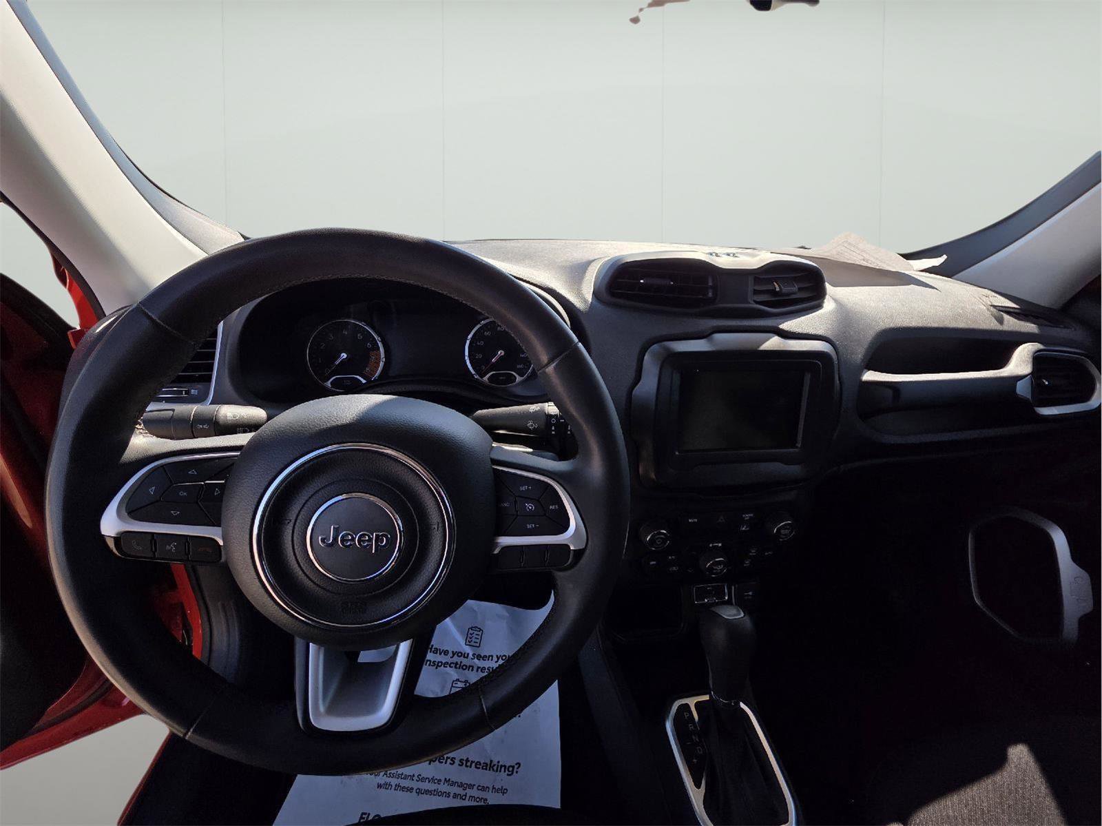 Used 2021 Jeep Renegade Latitude image 14